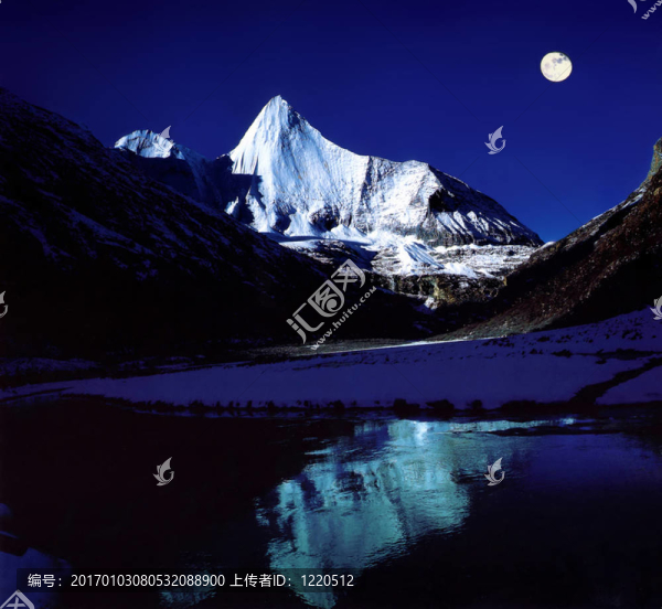 山的夜晚