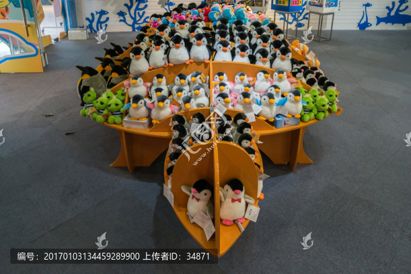 玩具店內(nèi)景