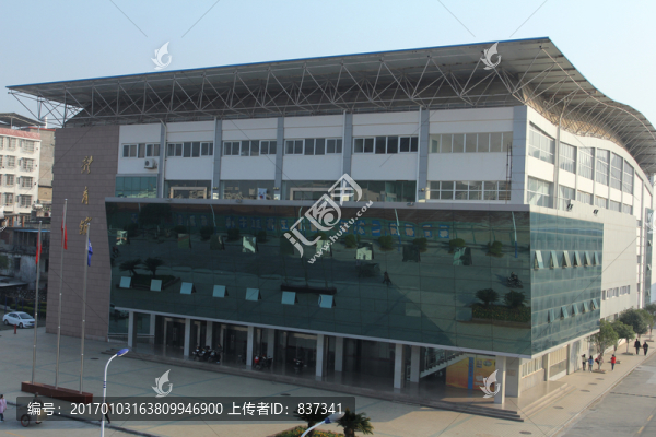 學校體育館