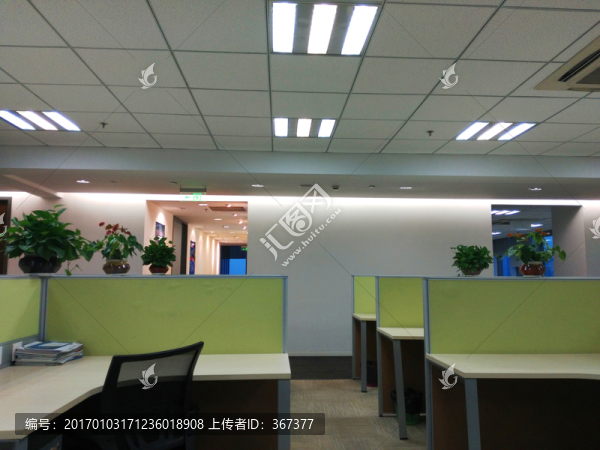 寫字樓辦公區(qū)域辦公桌