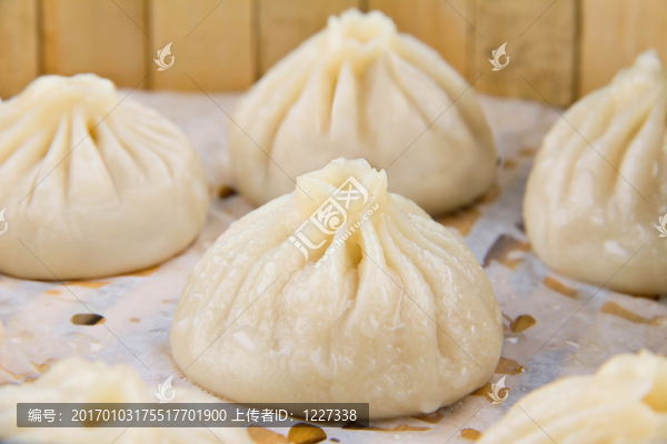 包子