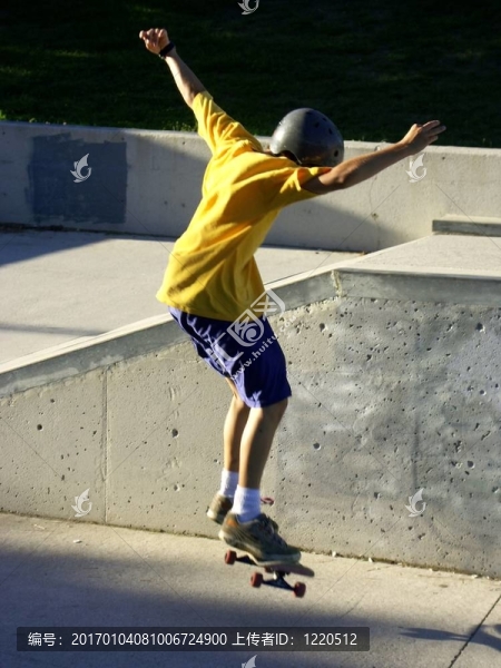 Sk8,2