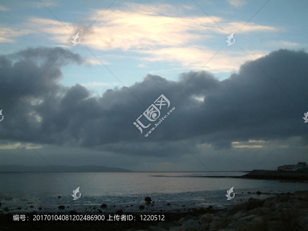 天空越過海洋