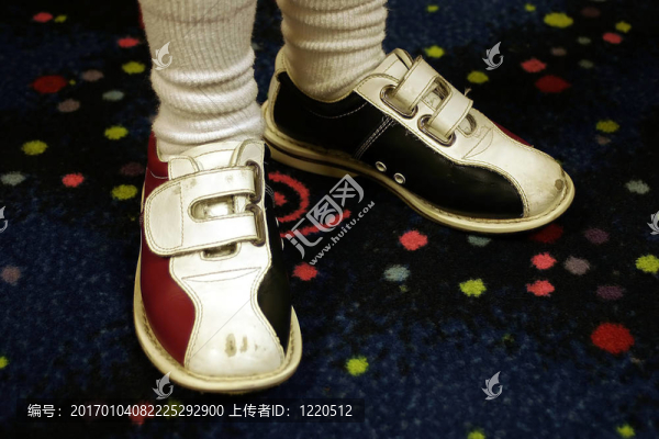 保齡球鞋