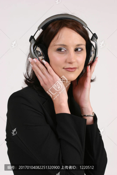 商人聽自己喜歡的音樂