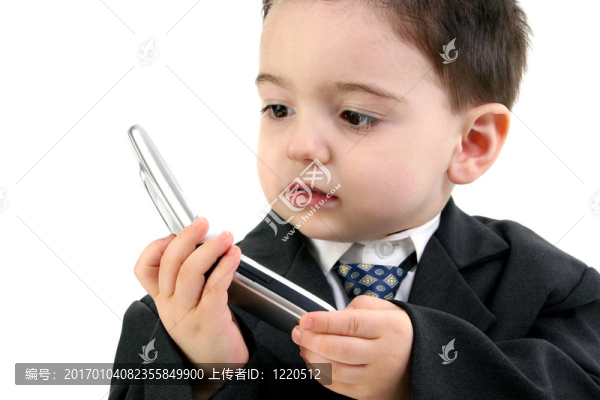 男孩的手機(jī)