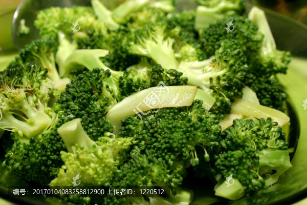 蒸西蘭花DIS