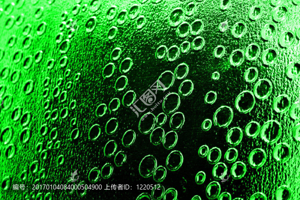 閃閃發(fā)光的綠色