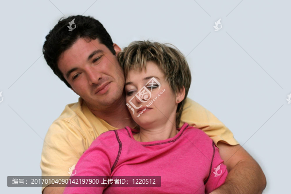 甜蜜的小夫妻