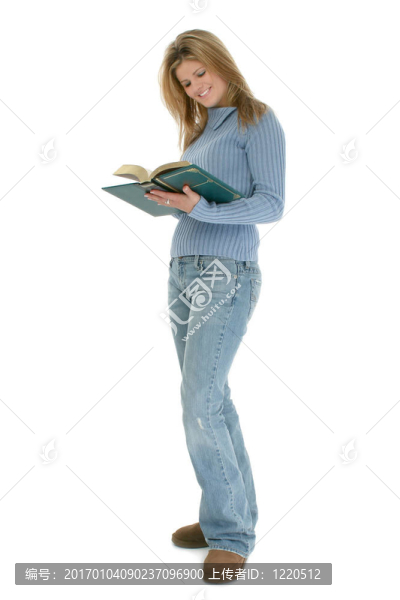 女青少年閱讀