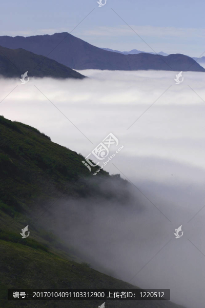 和平的Mountains