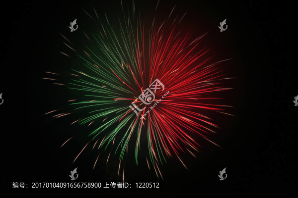 七月的第四個煙花