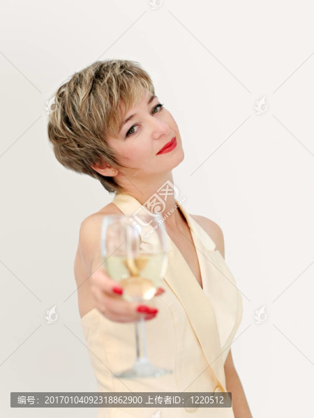 杯酒