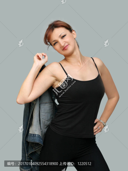 牛仔夾克的女孩