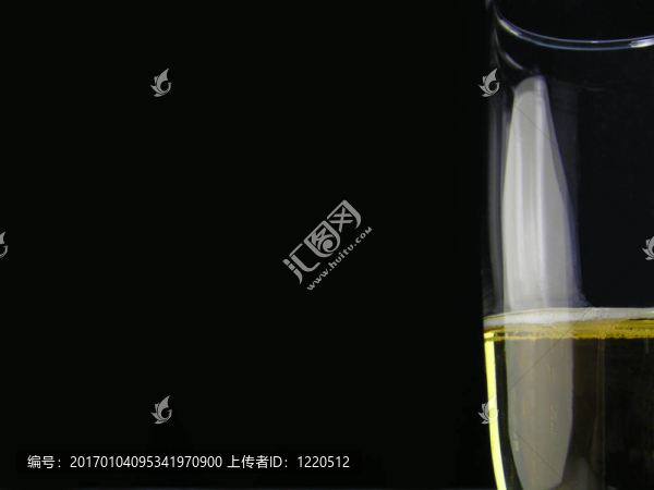 我獨自喝酒