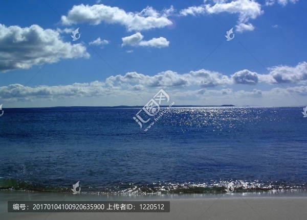 深藍色的大海