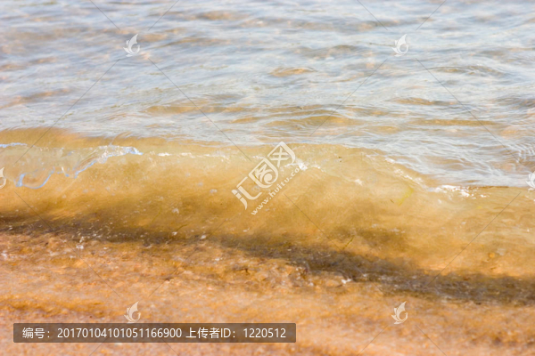 海上沖浪