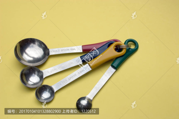 量匙1