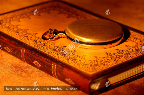 老式的書-匯圖網(wǎng) www.fosd68.com 老式的書