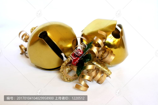 鈴兒響叮當(dāng)