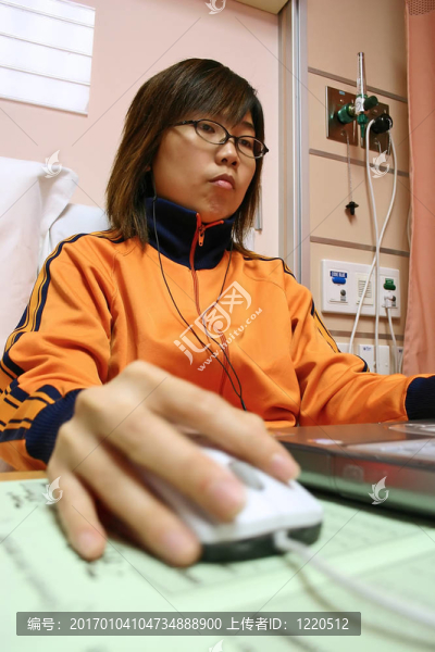 利用計(jì)算機(jī)-匯圖網(wǎng) www.fosd68.com 利用計(jì)算機(jī)