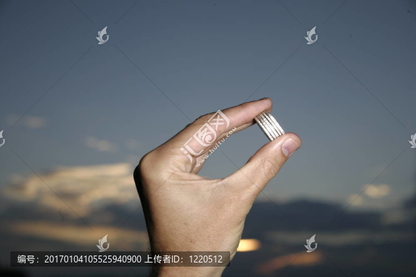 硬幣