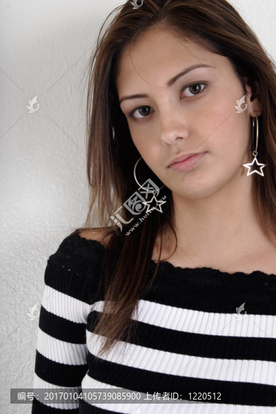 時(shí)尚女孩-匯圖網(wǎng) www.fosd68.com 時(shí)尚女孩