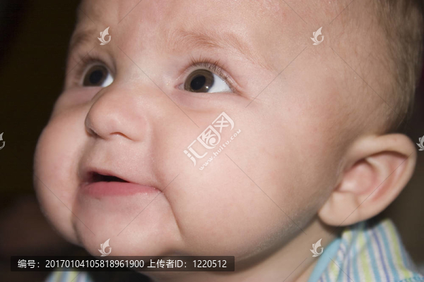 胖胖的臉頰