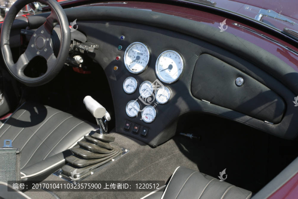 車內(nèi)