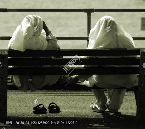 兩個(gè)朋友