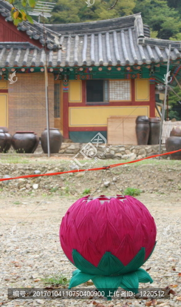 寺燈籠
