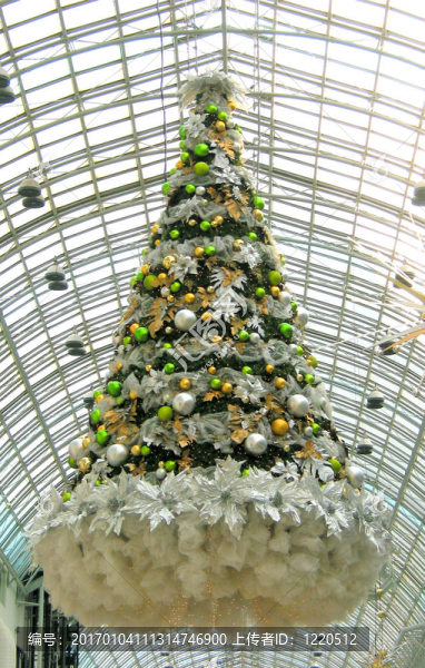 購(gòu)物中心的圣誕樹