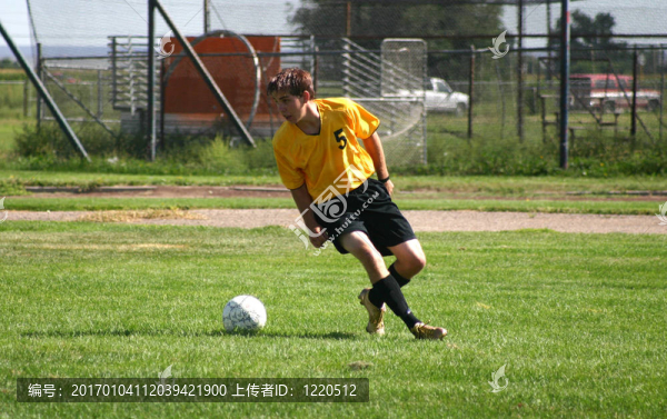 足球運(yùn)動員