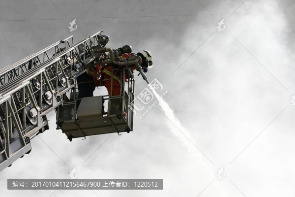 消防隊員