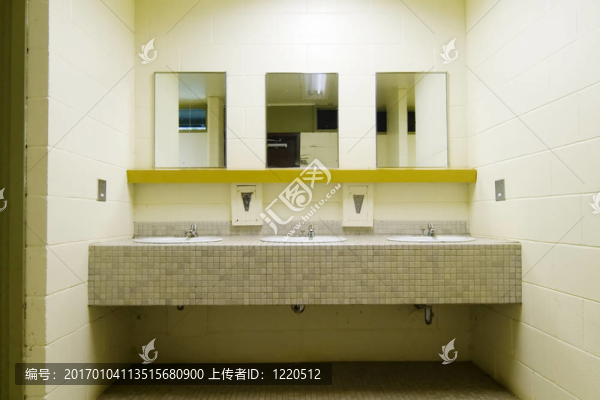 公共衛(wèi)生間
