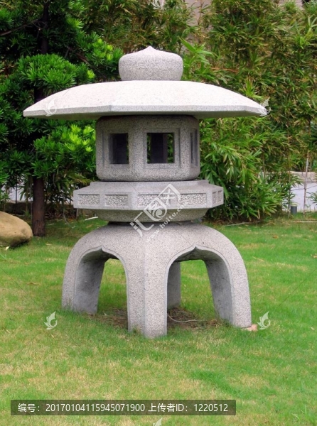 日本的石燈籠