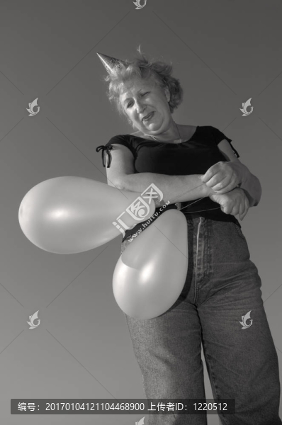 快樂女人的空氣球