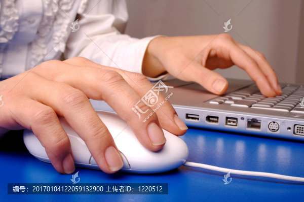 在辦公室