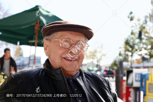 老年人戶外