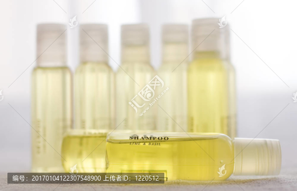 黃色的洗發(fā)水