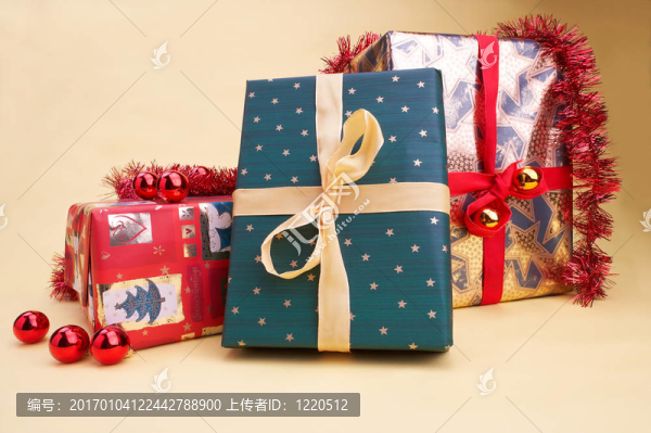 weihnachtspakete,-圣誕禮物