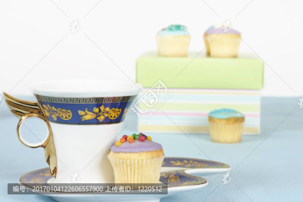 茶和蛋糕