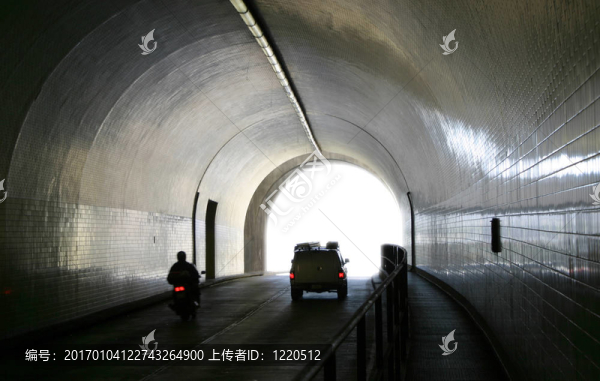 街隧道