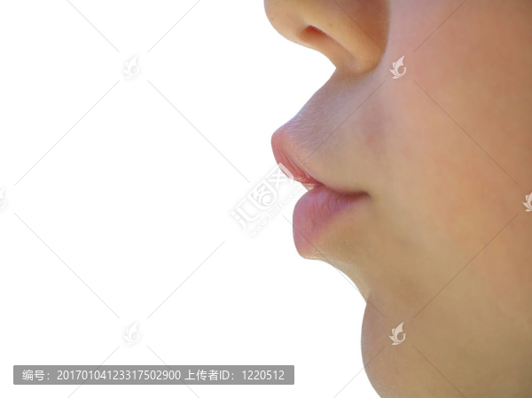 張開的嘴