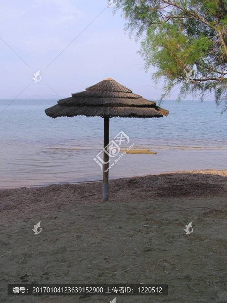 空蕩蕩的海灘