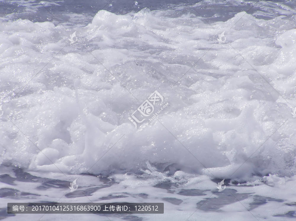 海浪的泡沫