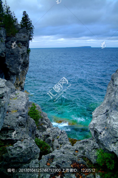 藍(lán)色的水域