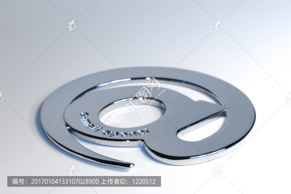 在（電子郵件開啟器）