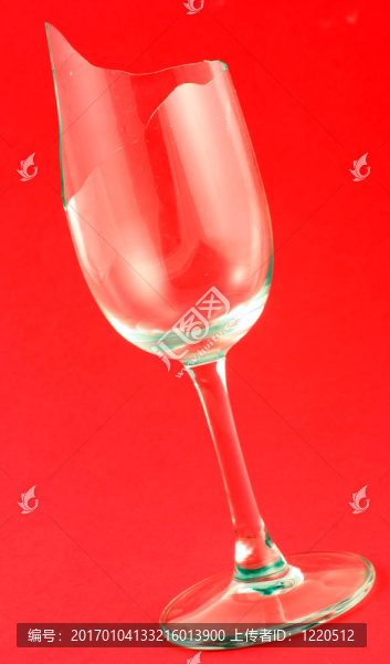 破碎的玻璃