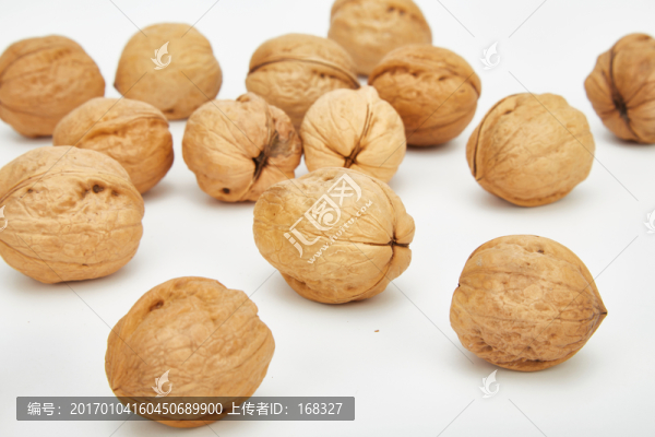 核桃純色背景高清圖